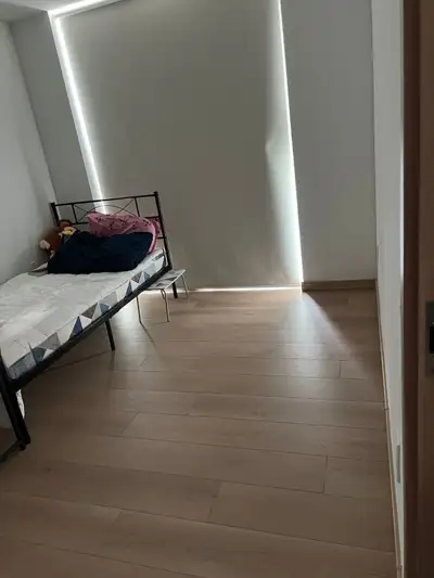 Accomodation available for a girl