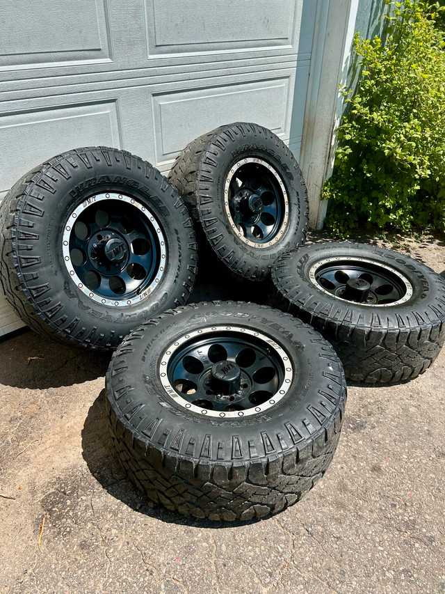 5x139.7 , dodge ram M/T wheels + tires  in Tires & Rims in Pembroke - Image 2