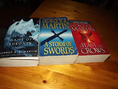 4 GEORGE RR MARTIN BOOKS/NOVEL BUNDL:GAME OF THRONES,FEAST.STORM, View more