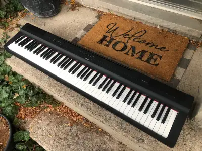 Yamaha P-125 DIGITAL PIANO, View more