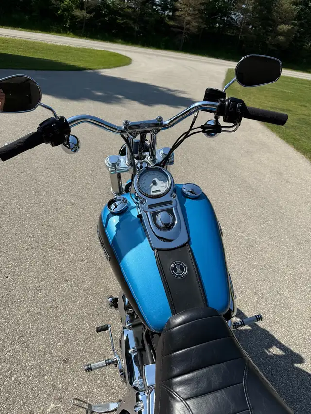 2011 Harley-Davidson Dyna Super Glide Custom (FXDC) in Street, Cruisers & Choppers in Stratford - Image 7