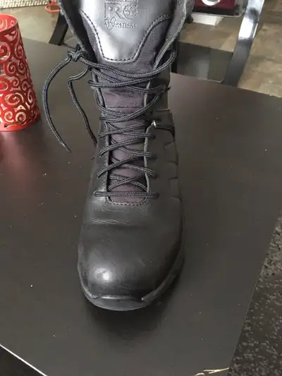 These are a pair of used Timberland PRO soft toe work boots, size 7.5W. and 13 MThey have waterproof...