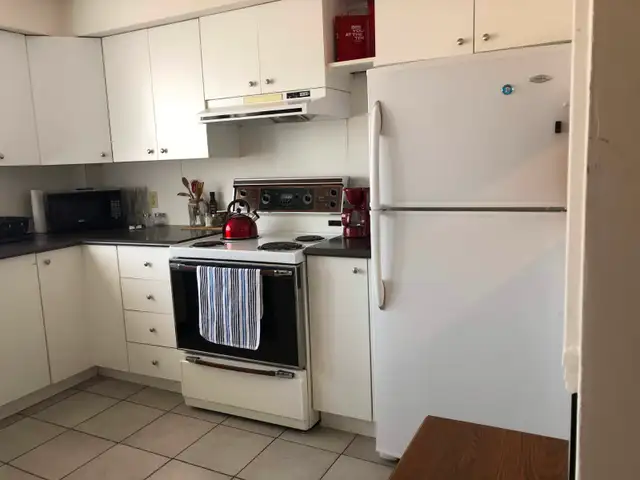 3 ½  TOUS MEUBLÉ -  DISPONIBLE 1er MARS