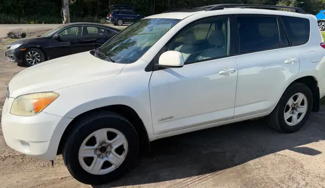  2007 RAV4 very clean556564785199861769