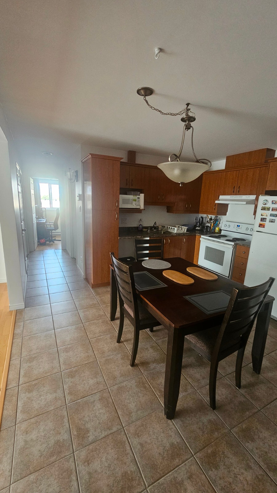 Logement 4 et demi à louer - Disponible le 1er novembre 2026 — photo 2
