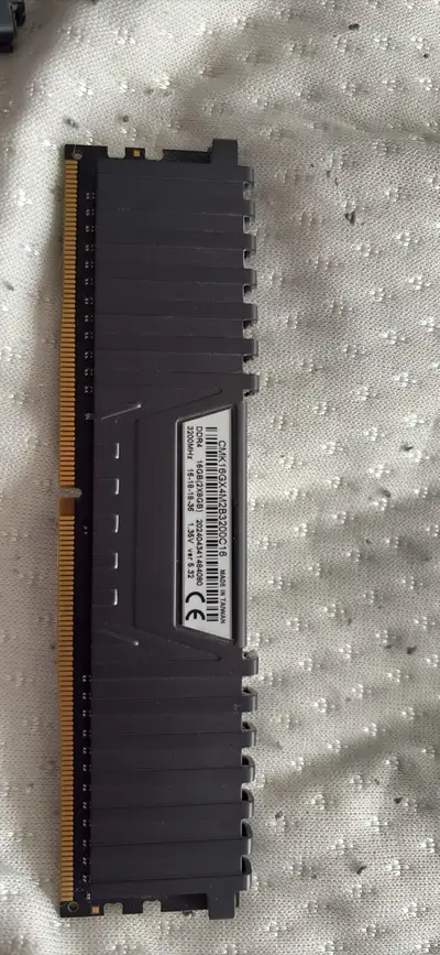 Corsair Vengeance LPX 16GB DDR4 3200MHz RAM, View more