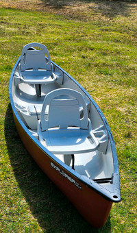 Deluxe Canoe 14' 6"