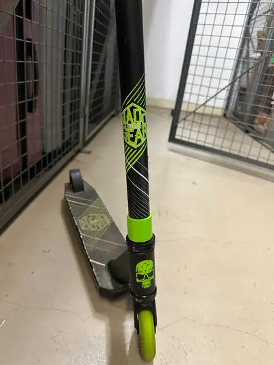 Madd Gear Scooter - good condition.
