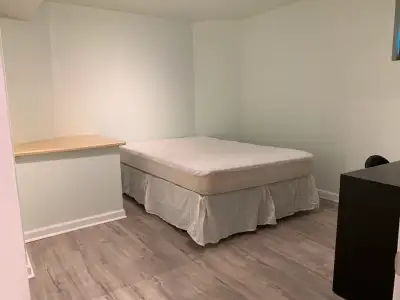 $590 basement room for rent (female only), NOTL, Niagara College