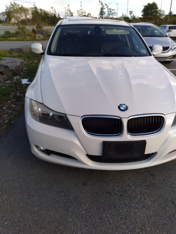 BMW Fully loaded, Sunroof.  EXCELLENT PRICE in Cars & Trucks in City of Halifax