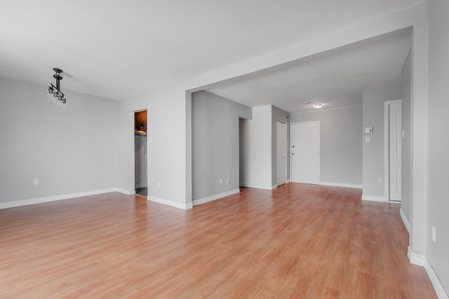 Grand 5 ½ rénové, lumineux, rangement, stat inclus, disp 1er oct dans Locations longue durée  à Laval/Rive Nord - Image 4