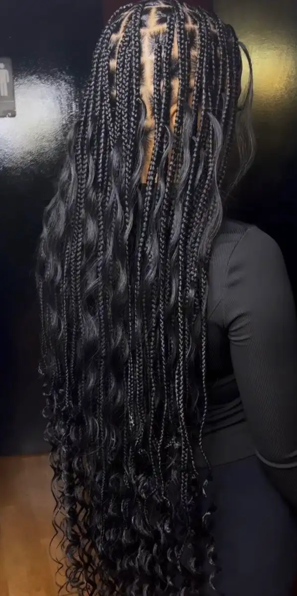$130 Knotless Braids| Box Braids and more in Health and Beauty Services in Mississauga / Peel Region - Image 6