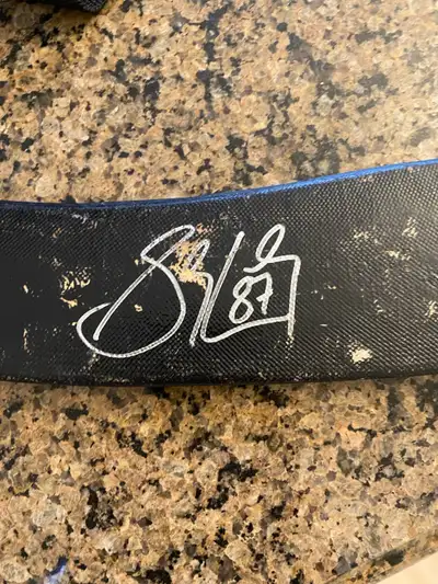 Signed used stick by Sidney Crosby COA from KSA I will personally deliver within 150km from GTA with...