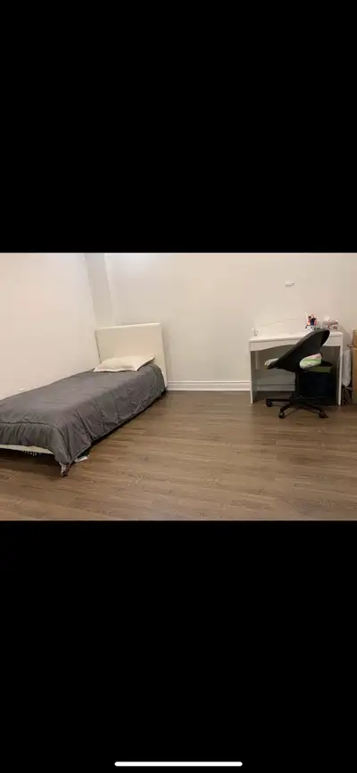 Two Rooms for Rent $700 & 750 Scarborough