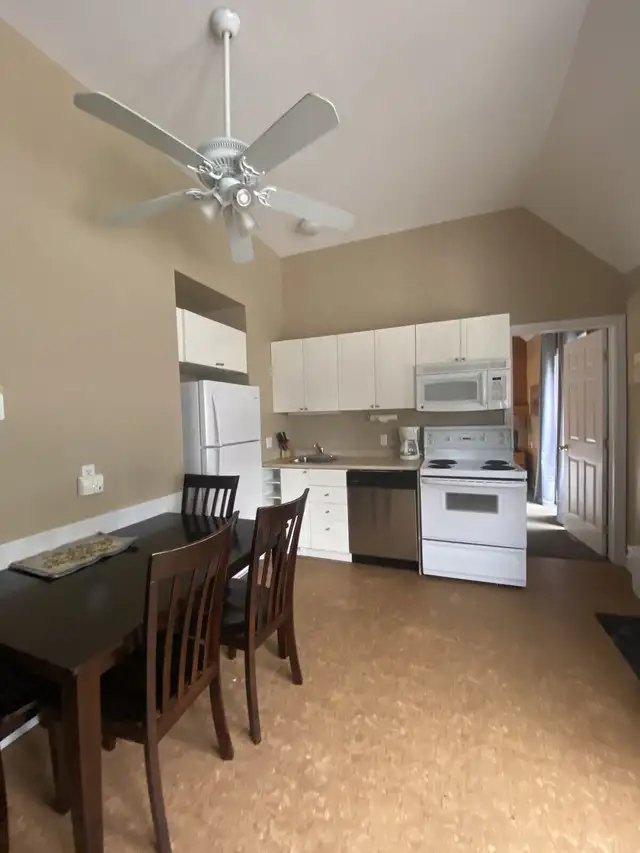 Collingwood Vacation Rental ~ March 14 - 21, 2026 in Ontario in Canada - Image 4
