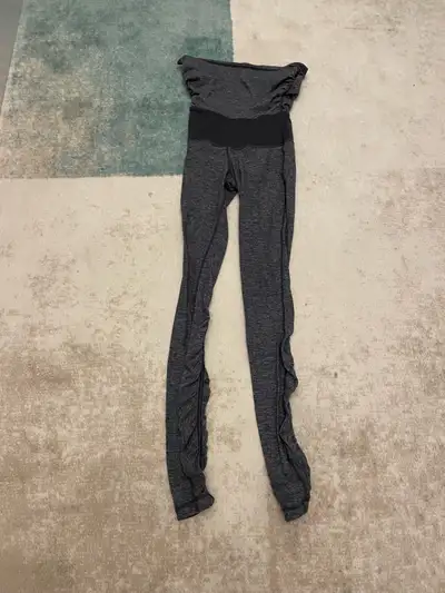 Lululemon high waisted tights size 2, View more