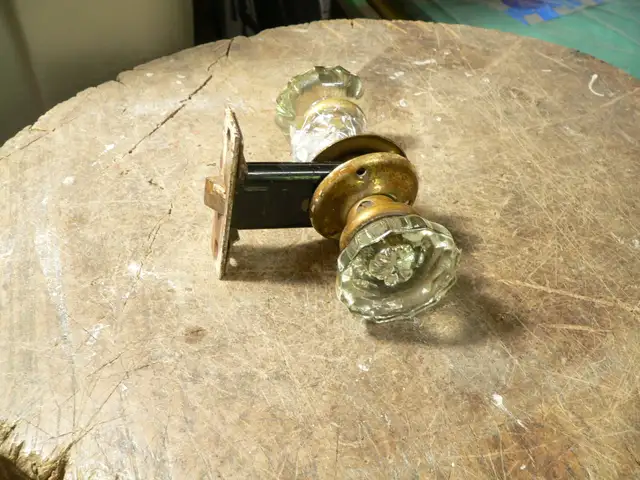 Several antique handles at different prices64840240167681120