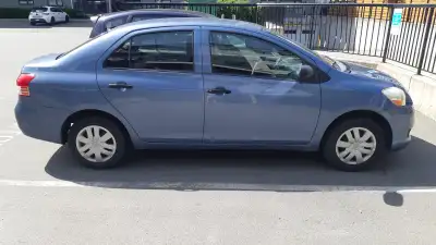 Comes with: -Winter and summer tires -tire chain's -New brake shoe's -New starter -Great commuter ca...
