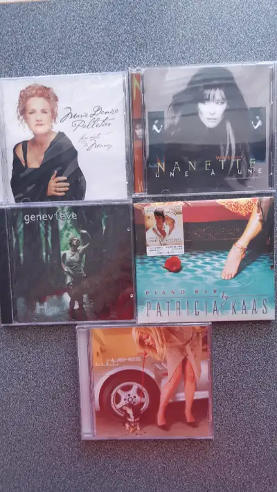5 Cd neuf de musique Artistes féminines bilingues, View more