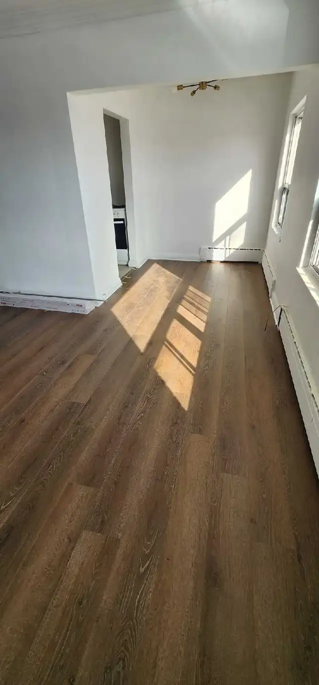 Flooring installation 430219715748177924