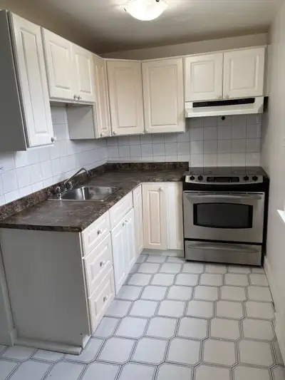 1 bedroom apartment available New flooring being installed Unit freshly painted Laundromat on site 1...