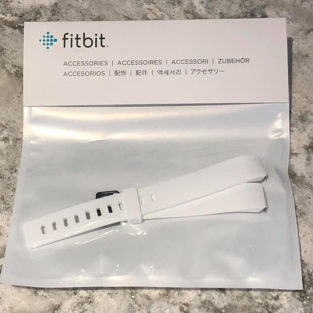 Fitbit inspire watch band - NEW  in Jewellery & Watches in St. Catharines