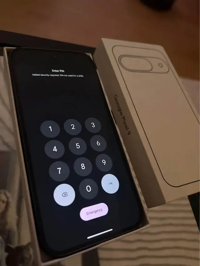 Like New Google Pixel 9 Phone (128GB, Black) in Cell Phones in Burnaby/New Westminster - Image 3