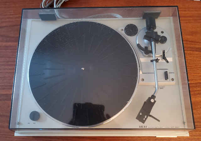 Akai AP-B21 turntable in Stereo Systems & Home Theatre in Peterborough