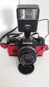 Vintage Olympus OM-2S Program Film Camera Kit