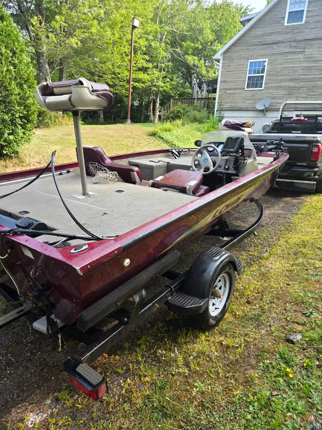Lowe 180 WBSI Bass Boat in Powerboats & Motorboats in Annapolis Valley - Image 3