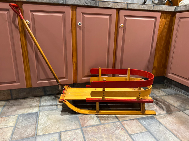 Wooden sleigh for sale  in Strollers, Carriers & Car Seats in Oshawa / Durham Region - Image 2