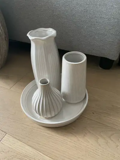Vases with plate, View more