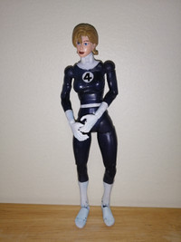 Marvel Legends - Sue Storm Fantastic 4 action figure toybiz