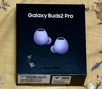 Hey there, looking to sell this brand new pair of Samsung Galaxy Buds 2 Pro bluetooth/wireless earbu...