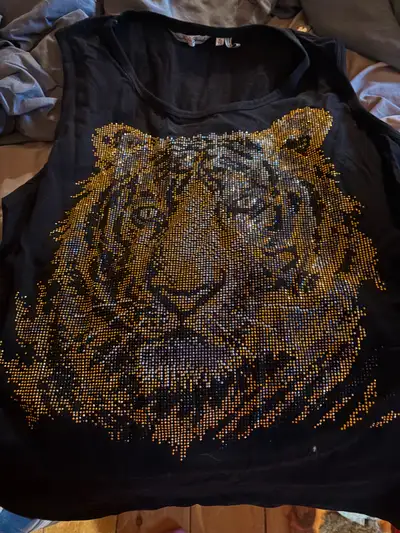 Beautiful tiger shirt, View more