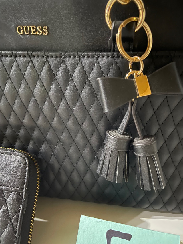  Guess purse and matching wallet with tassels  in Other in Oshawa / Durham Region - Image 2