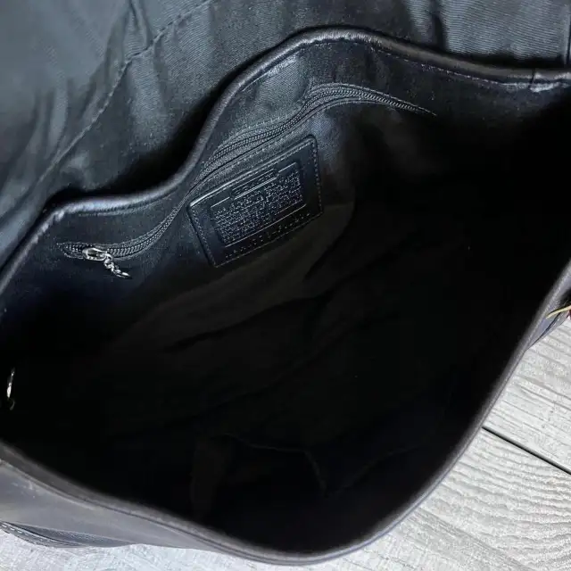 Coach Soho small shoulder bag in Women's - Bags & Wallets in City of Toronto - Image 6