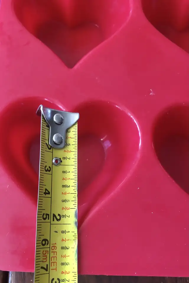 Silicone Chocolate Candy Molds Mold Craft Spoon Lips Hearts in Hobbies & Crafts in Calgary - Image 5