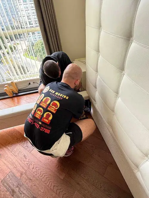 Den Moving Services LTD,– Professional Movers in Toronto & North GTA Call or text: 437-422-3788 ✅ No...