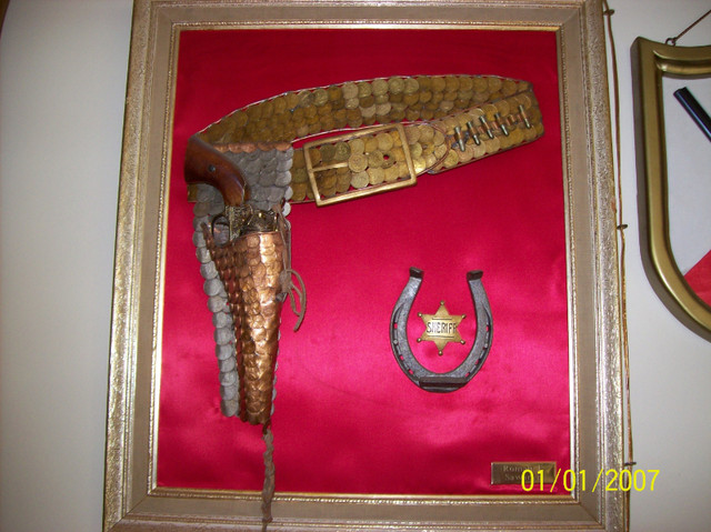 Gun & Holster coin art #0606 in Hobbies & Crafts in City of Toronto