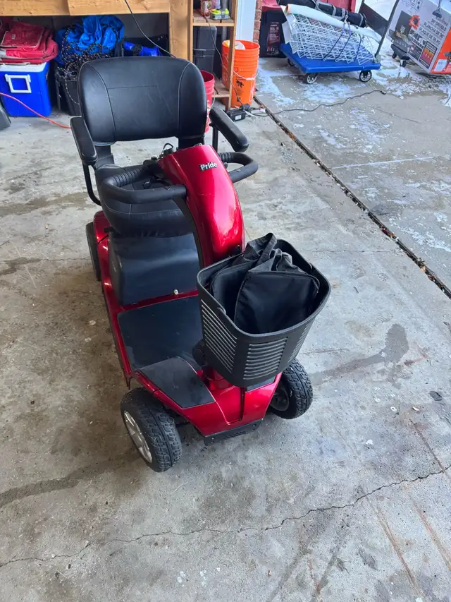 Pride Victory 10 4-Wheel Mobility Scooter – NEW BATTERIES62863728739713122