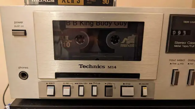 Technics RS-M14 Stereo Cassette Deck (1980-81) in Stereo Systems & Home Theatre in City of Toronto - Image 5