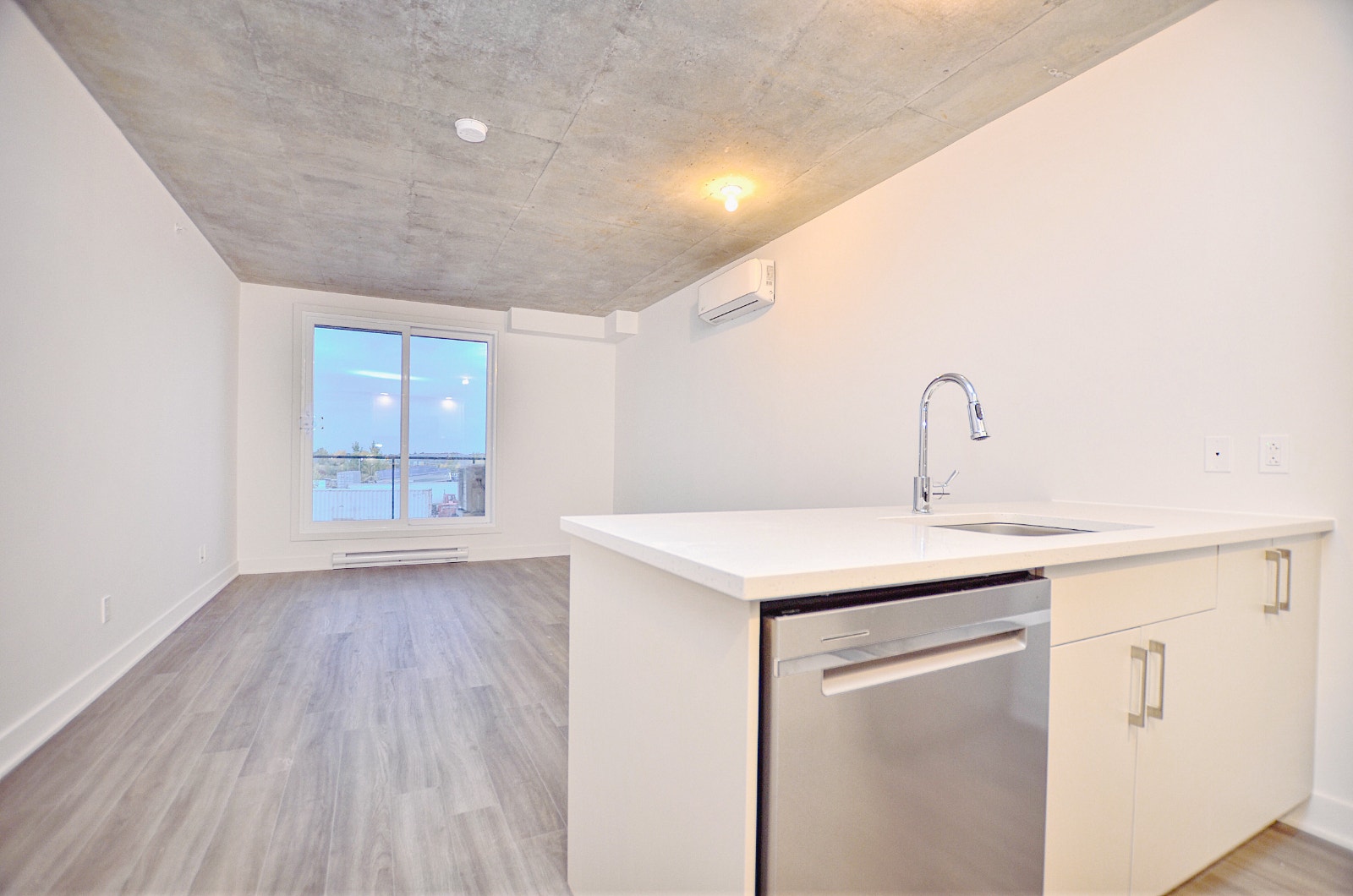 1431 Avenue de la Gare — photo 1