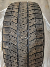 Winter tire Blizzak 205 55 R16