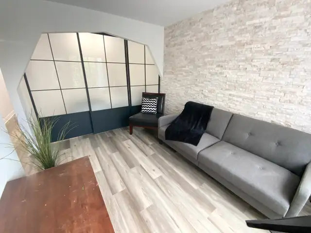 Beautifully renovated 3 1/2! 200 meters from Joliette metro!63417674184833124