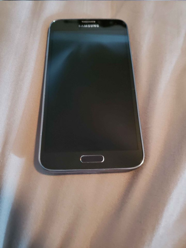 Samsung Galaxy S5 Neo dans Téléphones cellulaires  à Saint-Hyacinthe