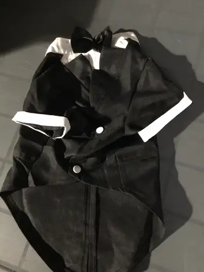 Small dog tuxedo shirt. Asking $6. New