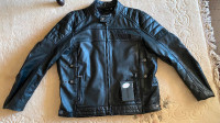 NEW !!  Harley Davidson 2XL leather jacket for sale.  $400.