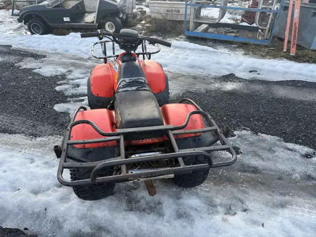 Suzuki quad LT 185 in ATVs in Drummondville - Image 2