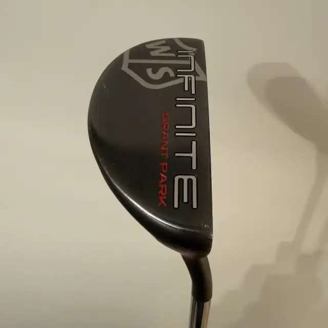 Wilson Infinite Grant Park 34” Putter RH in Golf in Guelph - Image 3